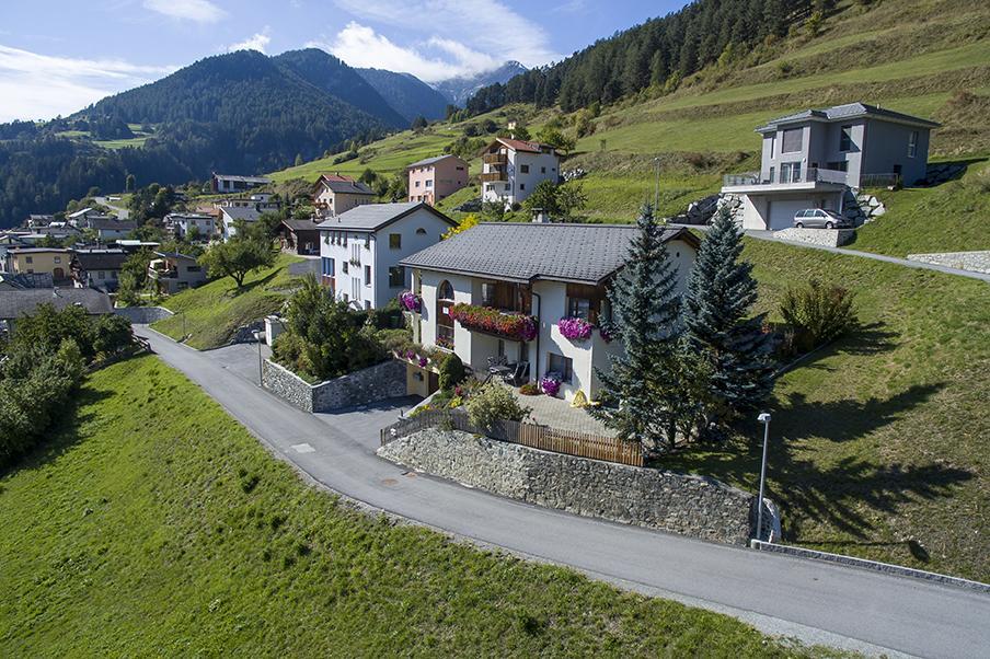 Chasa Plajet Apartamento Ramosch Exterior foto