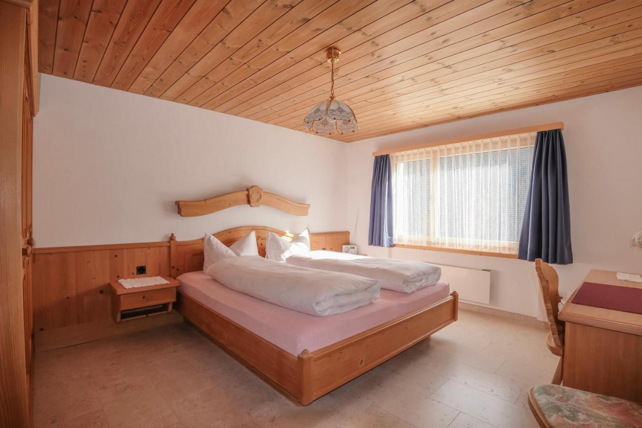 Chasa Plajet Apartamento Ramosch Exterior foto